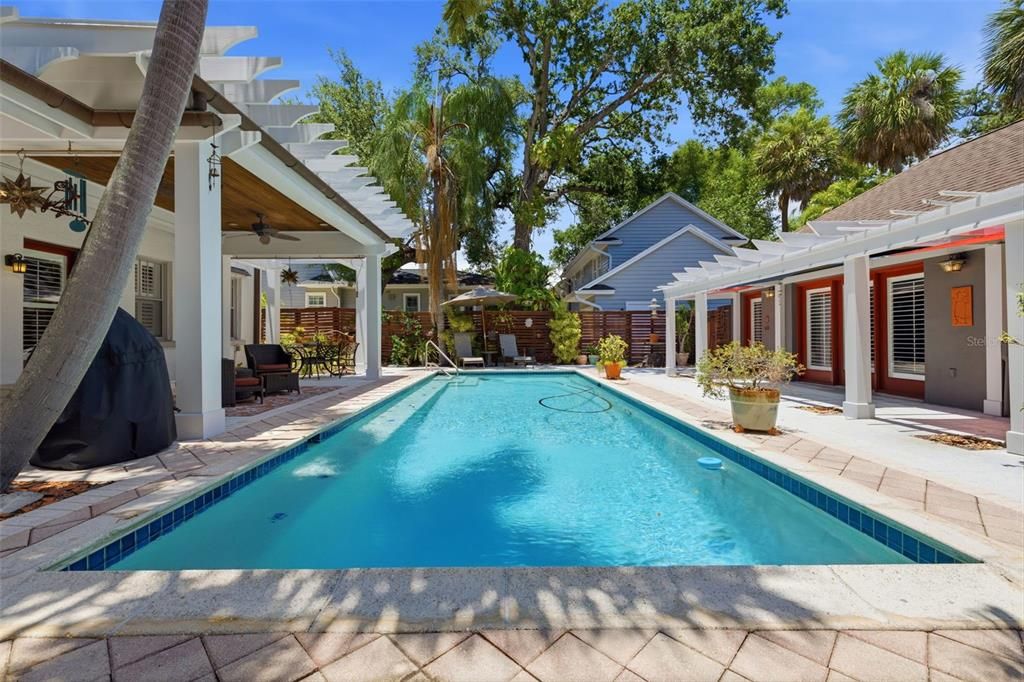 For Sale: $1,595,000 (3 beds, 3 baths, 2212 Square Feet)