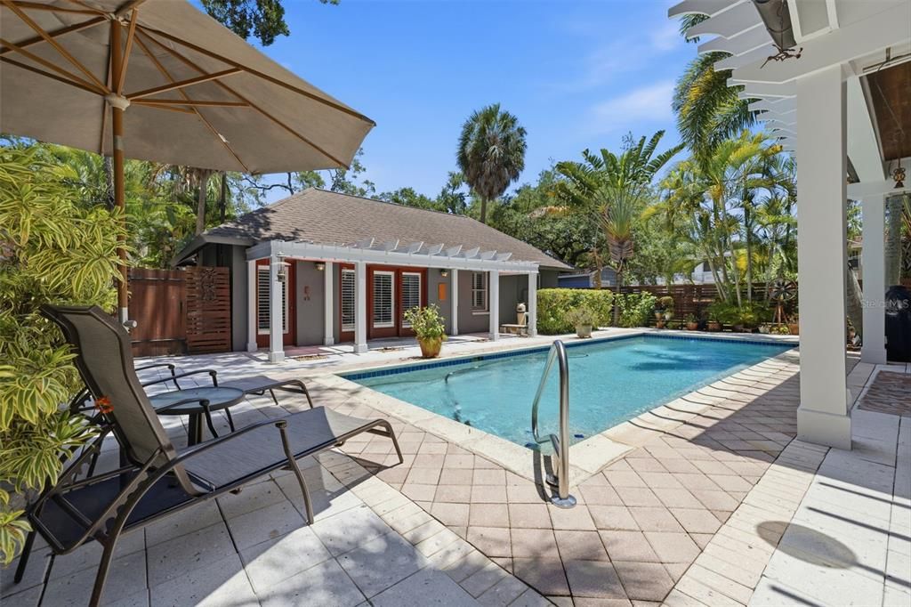 For Sale: $1,595,000 (3 beds, 3 baths, 2212 Square Feet)