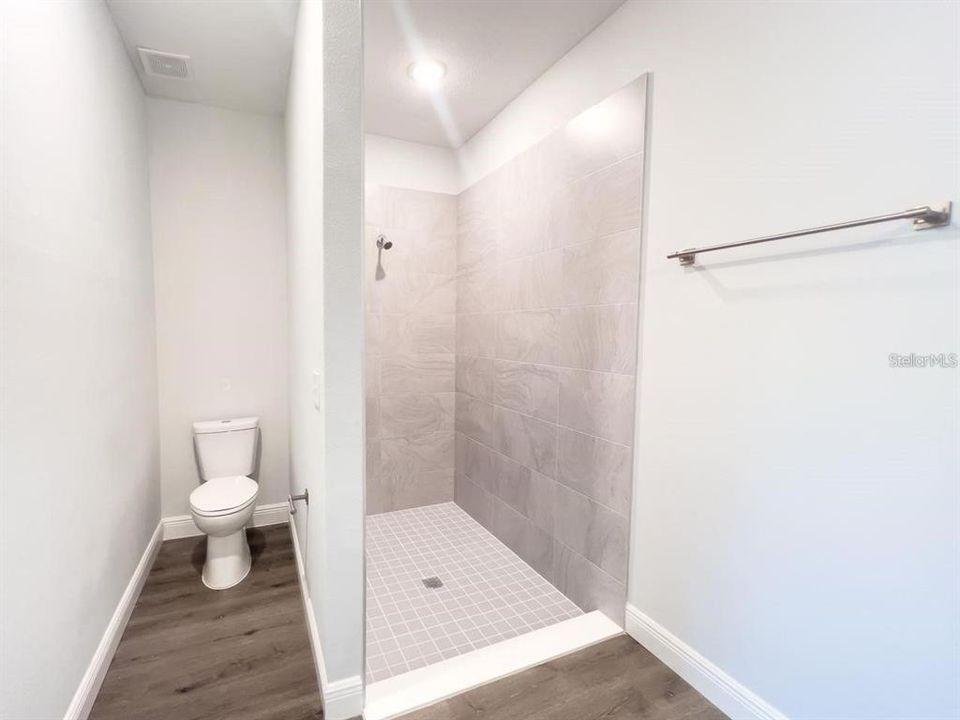 For Rent: $2,497 (4 beds, 2 baths, 1694 Square Feet)