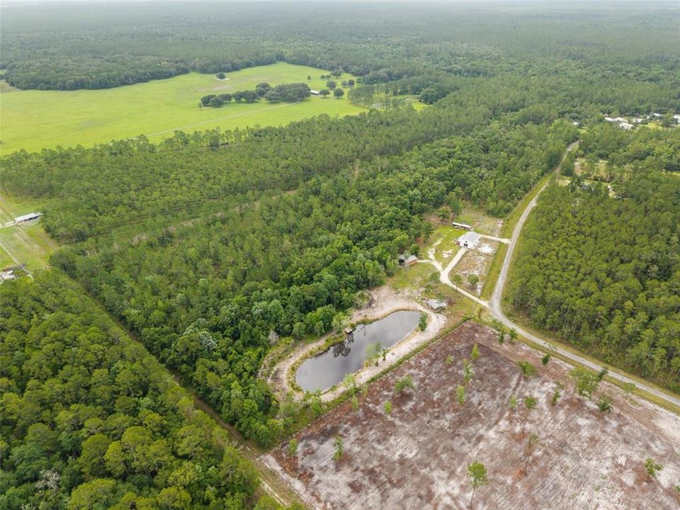 En Venta: $1,000,000 (26.48 acres)
