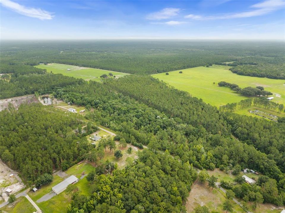 En Venta: $1,000,000 (26.48 acres)