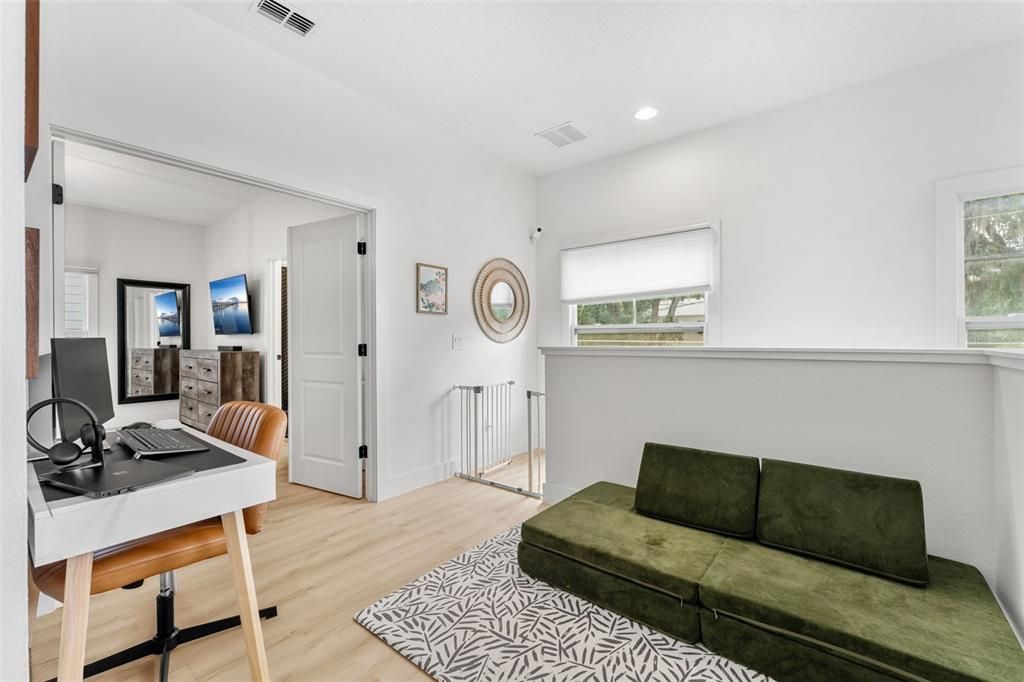 En Venta: $699,000 (3 camas, 2 baños, 1787 Pies cuadrados)