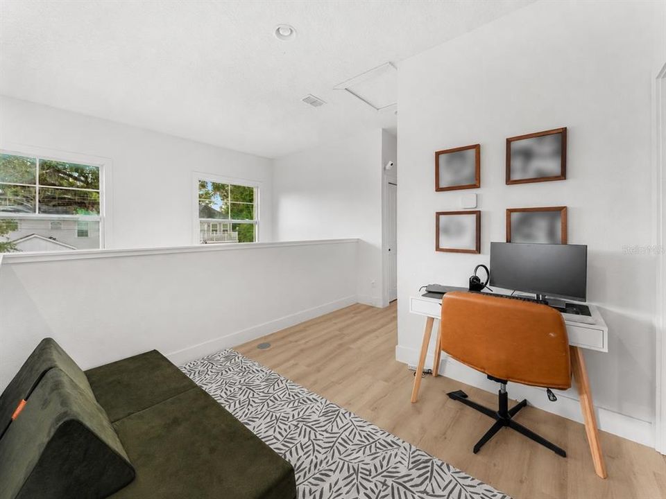 En Venta: $699,000 (3 camas, 2 baños, 1787 Pies cuadrados)