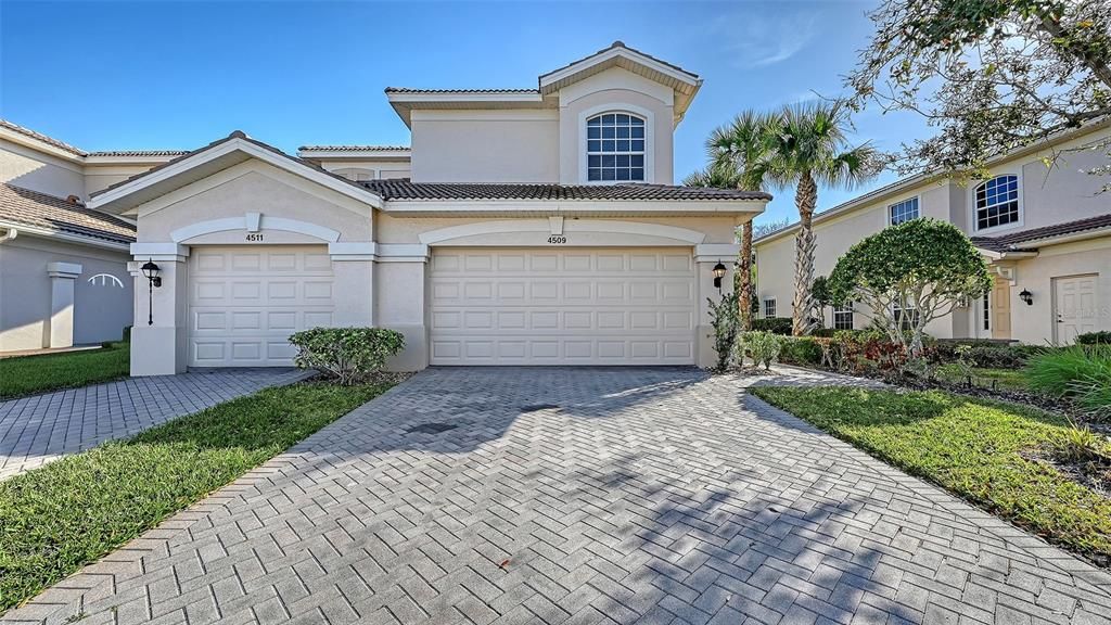 For Rent: $2,750 (3 beds, 2 baths, 2045 Square Feet)