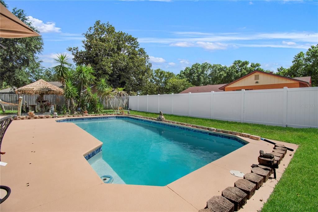 For Sale: $524,900 (3 beds, 2 baths, 1893 Square Feet)