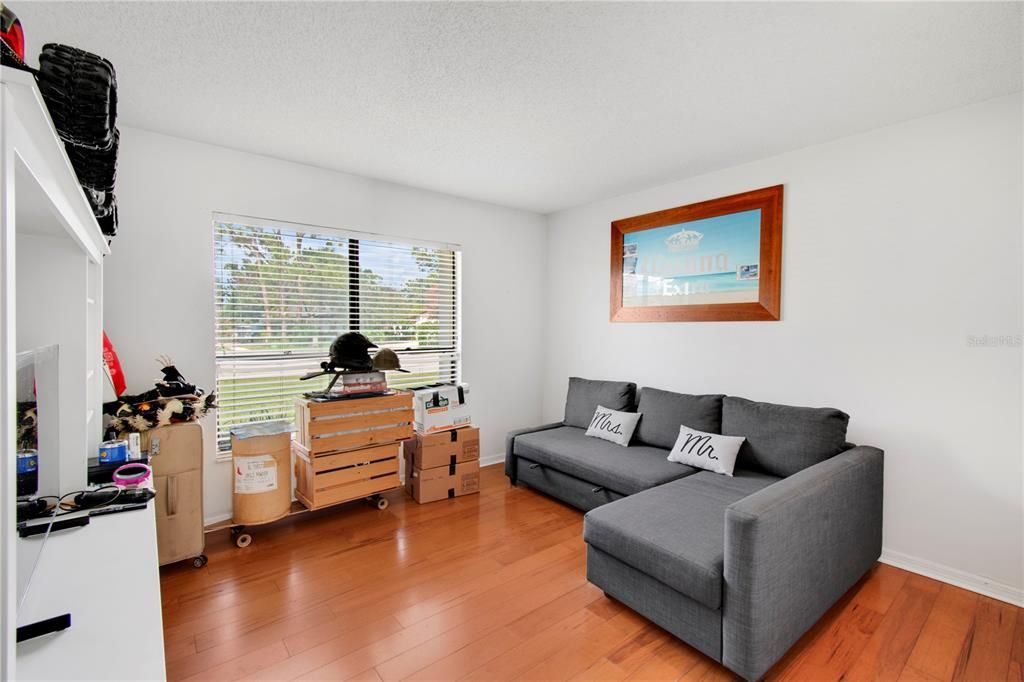 For Sale: $524,900 (3 beds, 2 baths, 1893 Square Feet)