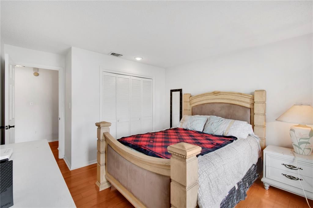 For Sale: $524,900 (3 beds, 2 baths, 1893 Square Feet)