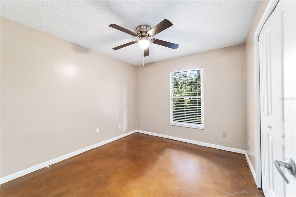 For Sale: $244,900 (3 beds, 2 baths, 1350 Square Feet)