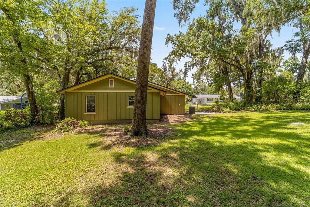 For Sale: $244,900 (3 beds, 2 baths, 1350 Square Feet)