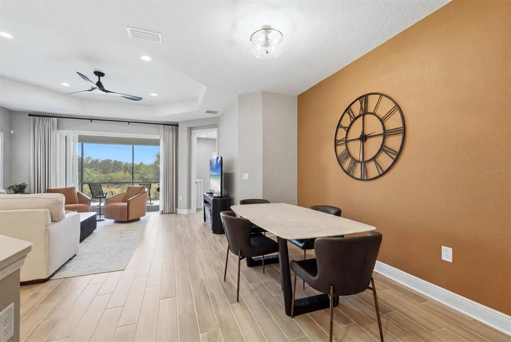 For Sale: $525,000 (2 beds, 2 baths, 1527 Square Feet)