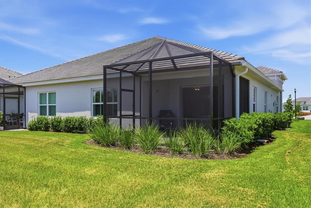 For Sale: $525,000 (2 beds, 2 baths, 1527 Square Feet)
