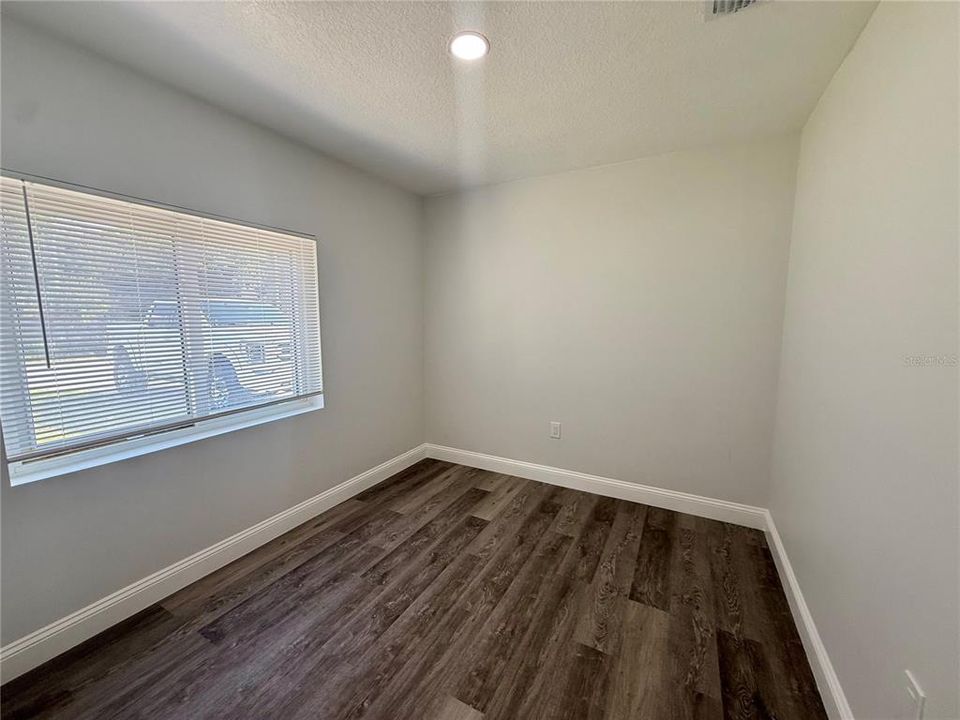 For Sale: $336,000 (3 beds, 2 baths, 1050 Square Feet)