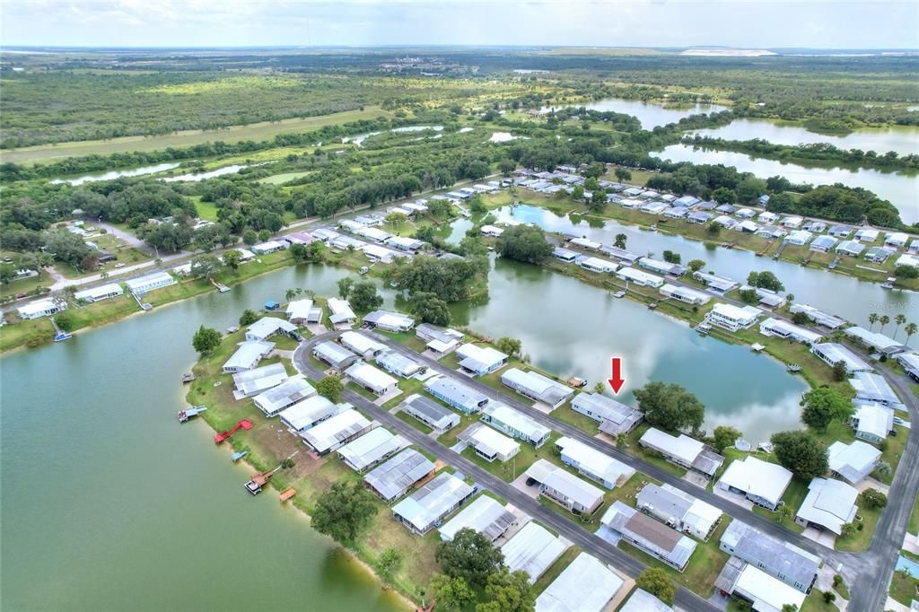 На продажу: $179,900 (2 спален, 2 ванн, 1560 Квадратных фут)