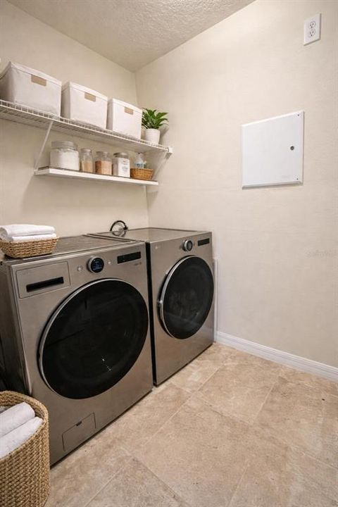 For Rent: $3,990 (4 beds, 3 baths, 2225 Square Feet)