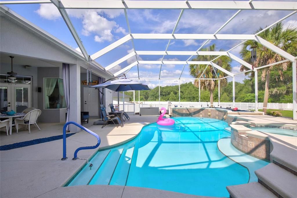 For Sale: $750,000 (5 beds, 3 baths, 3430 Square Feet)