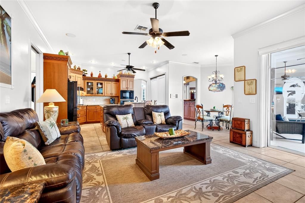For Sale: $750,000 (5 beds, 3 baths, 3430 Square Feet)