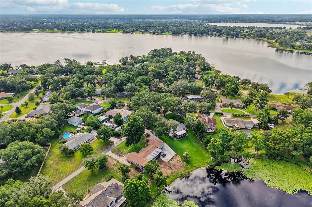 На продажу: $795,000 (6 спален, 4 ванн, 3276 Квадратных фут)