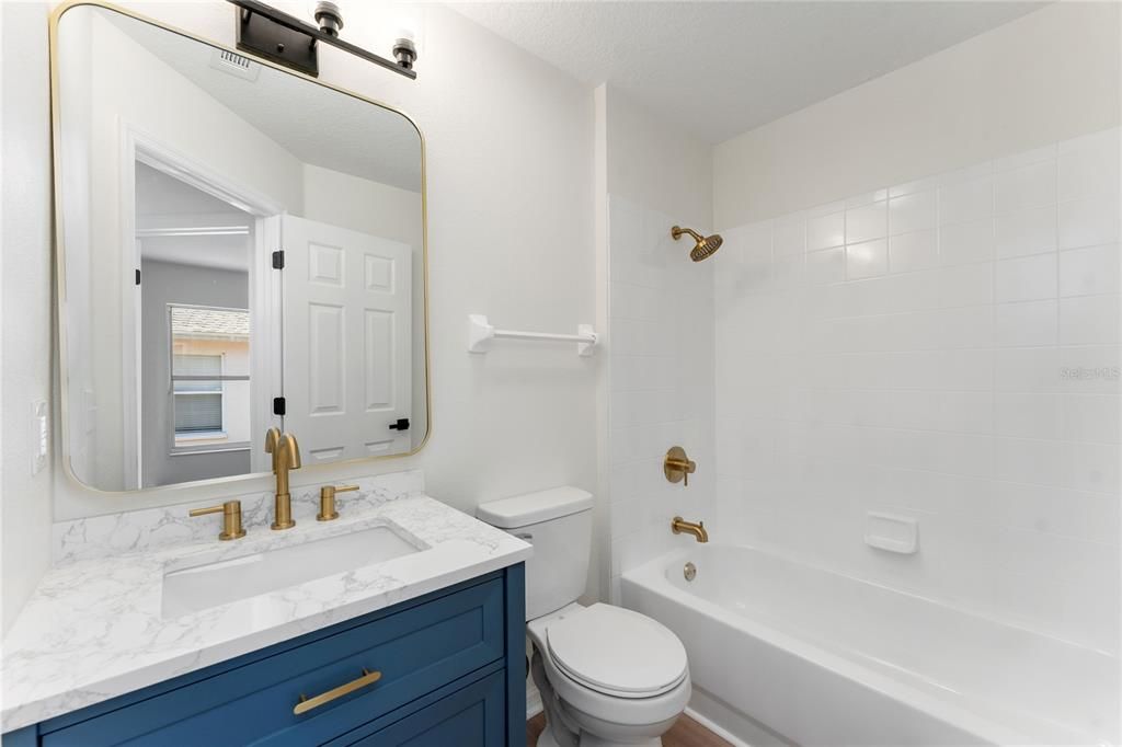 For Sale: $305,000 (3 beds, 2 baths, 1283 Square Feet)