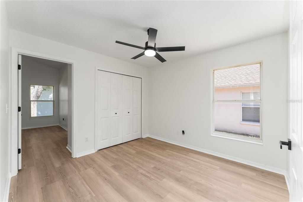 For Sale: $305,000 (3 beds, 2 baths, 1283 Square Feet)