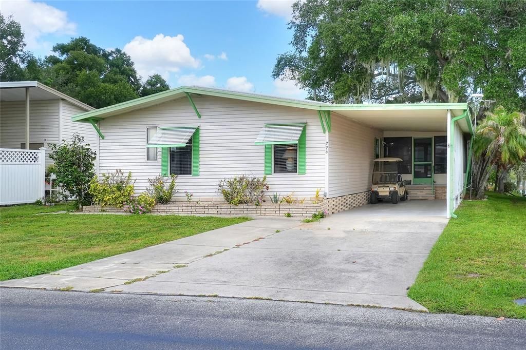 For Sale: $165,000 (2 beds, 2 baths, 1274 Square Feet)