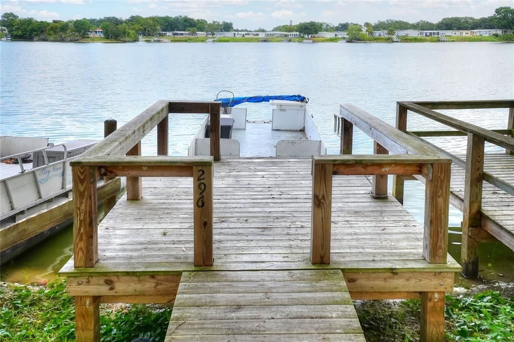 For Sale: $165,000 (2 beds, 2 baths, 1274 Square Feet)