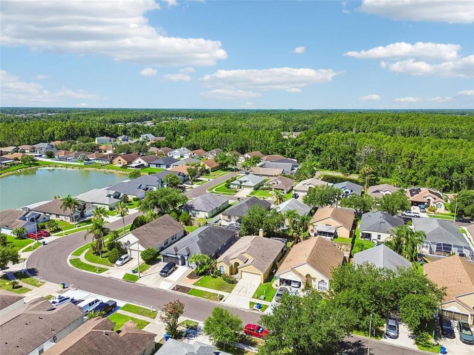 На продажу: $384,900 (4 спален, 2 ванн, 1773 Квадратных фут)