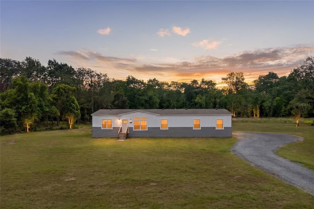 For Sale: $474,000 (4 beds, 3 baths, 2254 Square Feet)