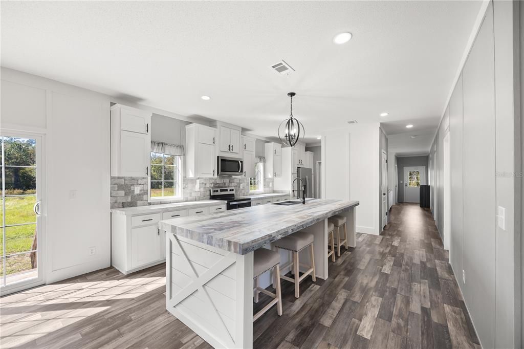 For Sale: $474,000 (4 beds, 3 baths, 2254 Square Feet)