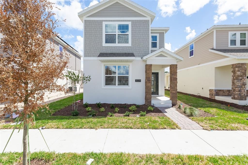 For Rent: $2,800 (4 beds, 3 baths, 2469 Square Feet)