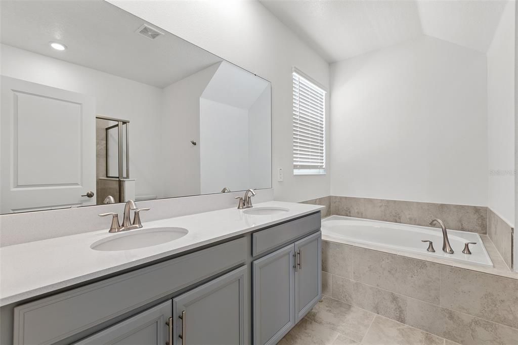 For Rent: $2,800 (4 beds, 3 baths, 2469 Square Feet)