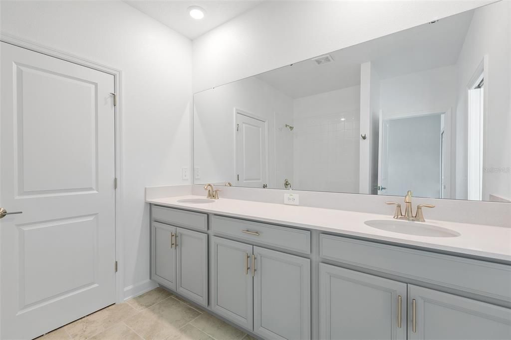 For Rent: $2,800 (4 beds, 3 baths, 2469 Square Feet)