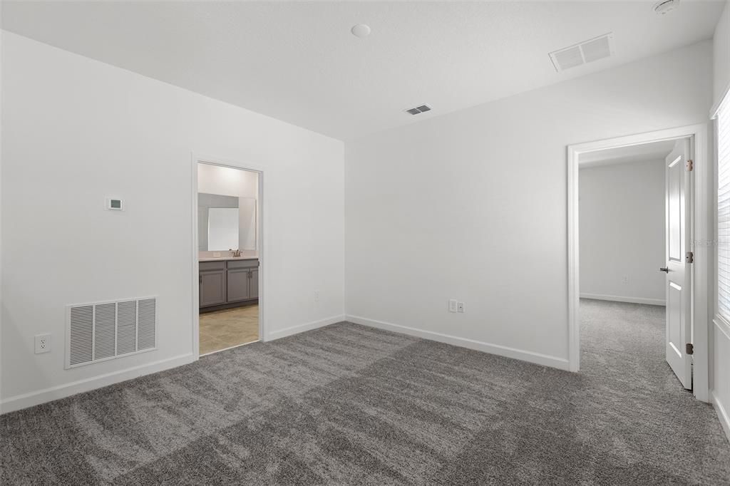 For Rent: $2,800 (4 beds, 3 baths, 2469 Square Feet)