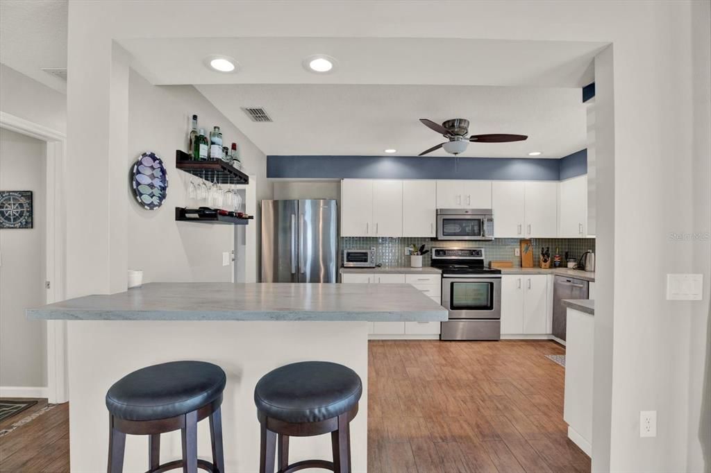 For Sale: $499,900 (3 beds, 2 baths, 1825 Square Feet)