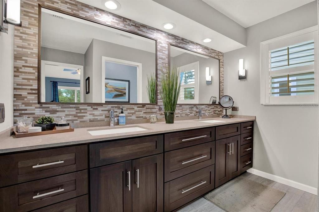 For Sale: $499,900 (3 beds, 2 baths, 1825 Square Feet)