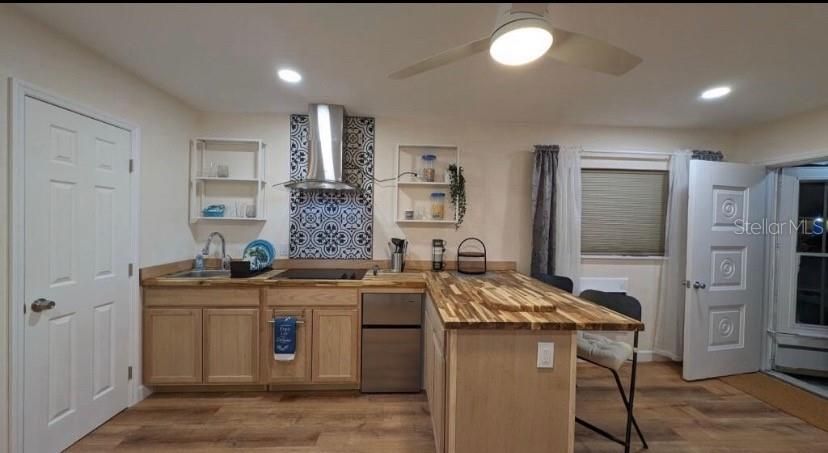For Sale: $775,000 (4 beds, 0 baths, 2463 Square Feet)