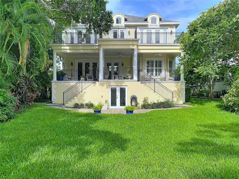 For Sale: $2,449,000 (5 beds, 3 baths, 3635 Square Feet)