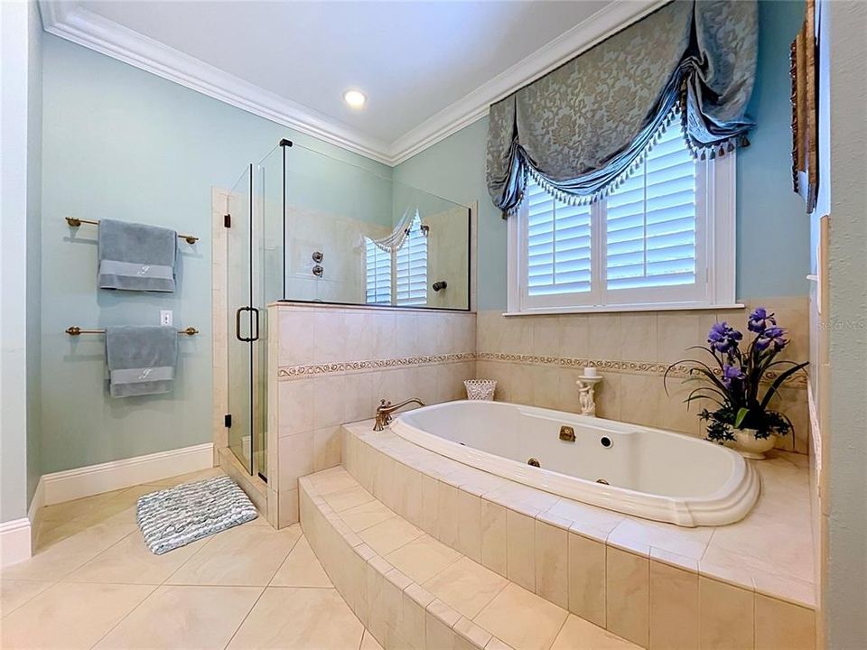 For Sale: $2,449,000 (5 beds, 3 baths, 3635 Square Feet)