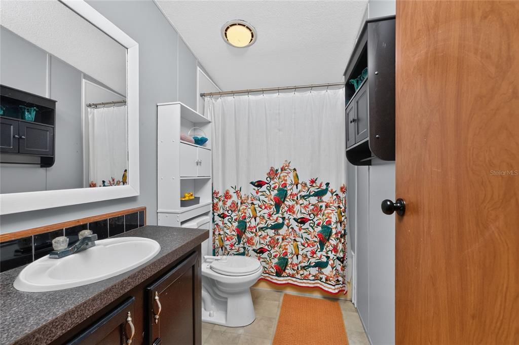 For Sale: $245,000 (3 beds, 2 baths, 1629 Square Feet)