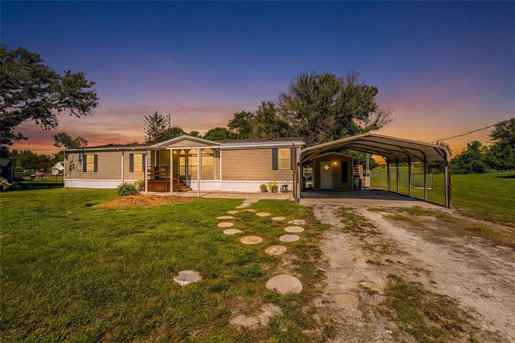 For Sale: $245,000 (3 beds, 2 baths, 1629 Square Feet)
