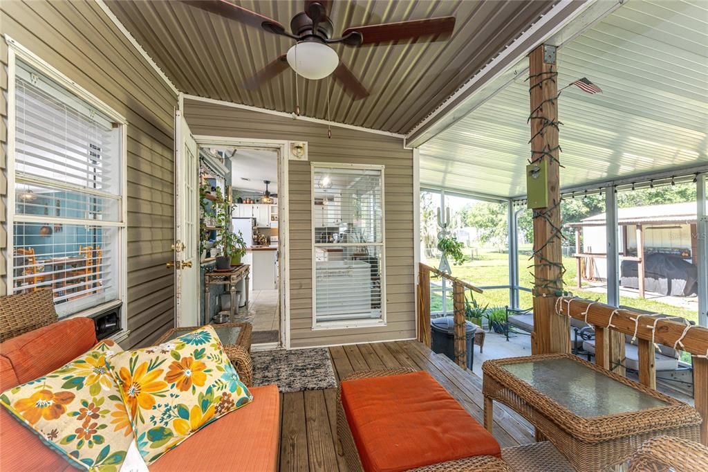 For Sale: $245,000 (3 beds, 2 baths, 1629 Square Feet)