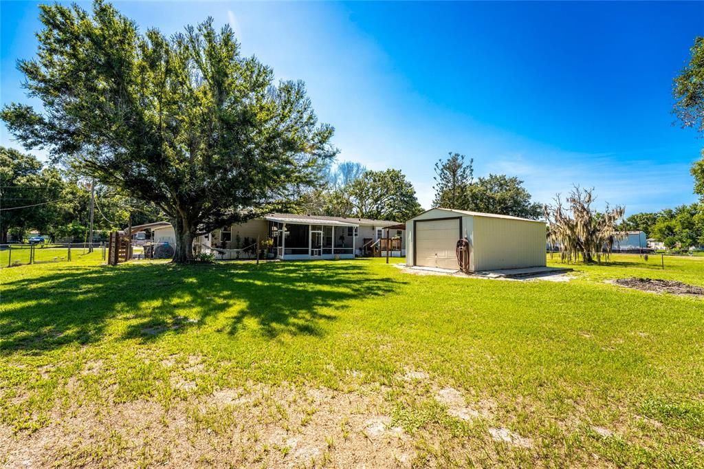 For Sale: $245,000 (3 beds, 2 baths, 1629 Square Feet)