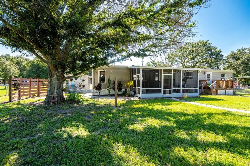 For Sale: $245,000 (3 beds, 2 baths, 1629 Square Feet)