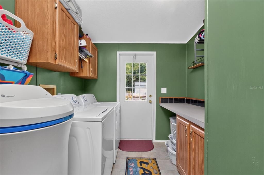 For Sale: $245,000 (3 beds, 2 baths, 1629 Square Feet)