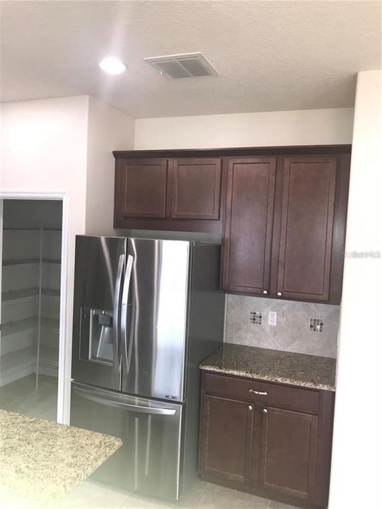 For Rent: $3,600 (4 beds, 3 baths, 2628 Square Feet)