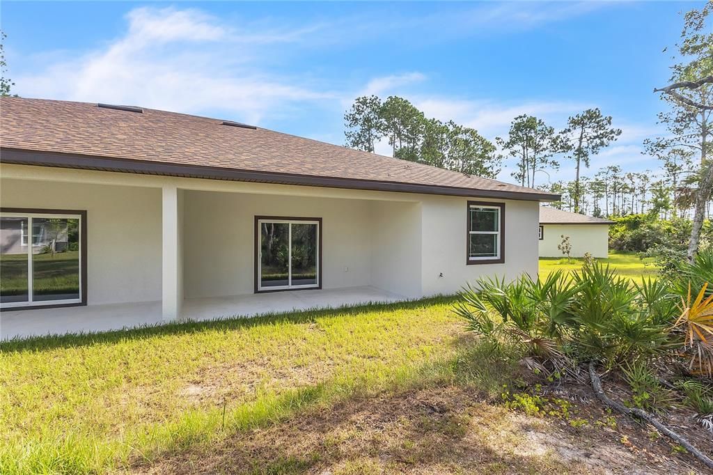 For Sale: $525,000 (12 beds, 0 baths, 2586 Square Feet)