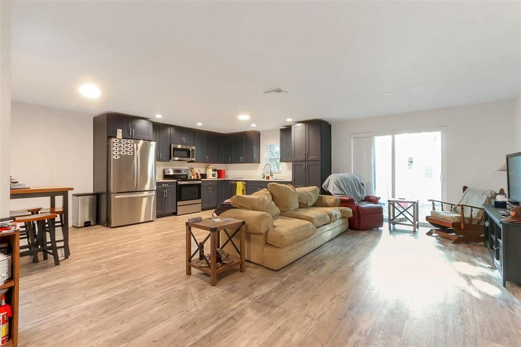 En Venta: $595,000 (2 camas, 1 baños, 1036 Pies cuadrados)