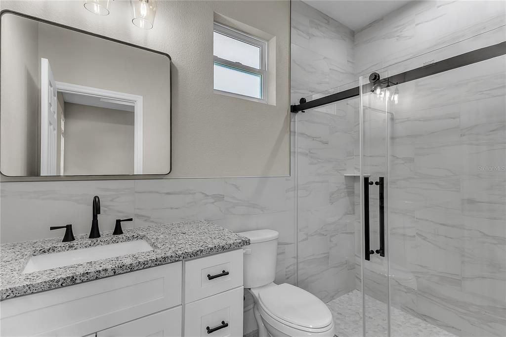 For Sale: $565,000 (6 beds, 0 baths, 2530 Square Feet)