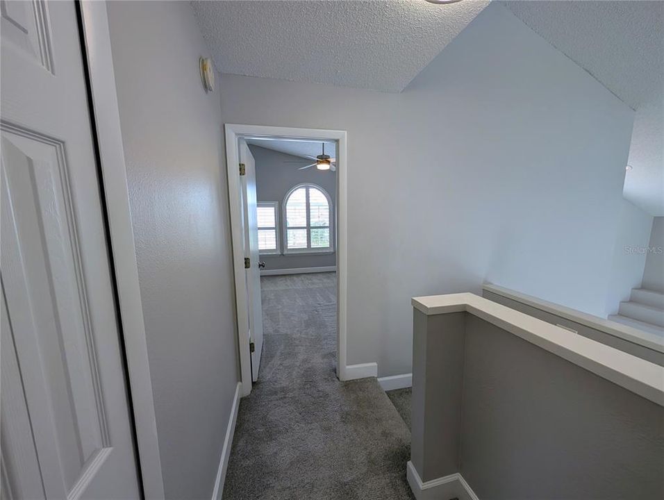 For Sale: $450,000 (3 beds, 2 baths, 1972 Square Feet)