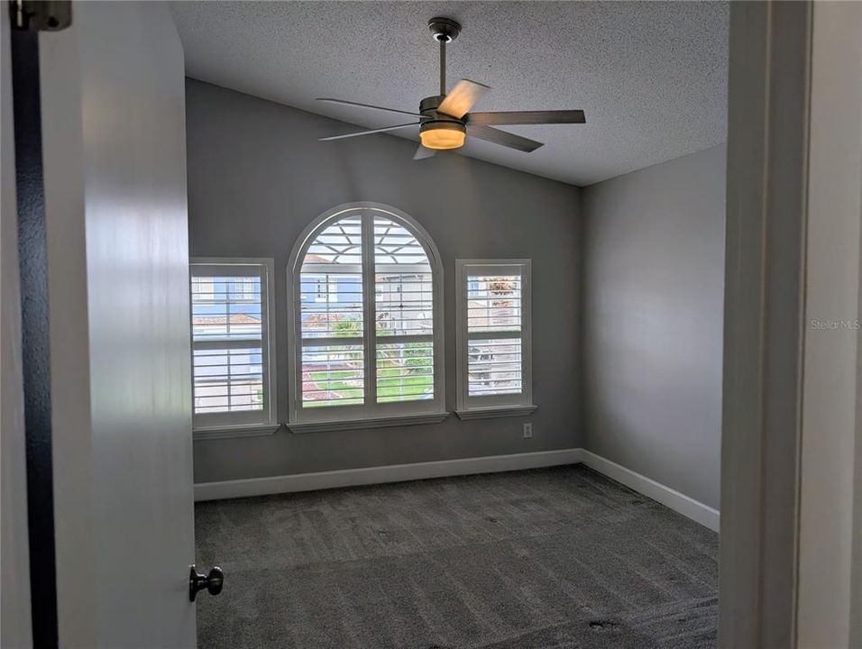 For Sale: $450,000 (3 beds, 2 baths, 1972 Square Feet)