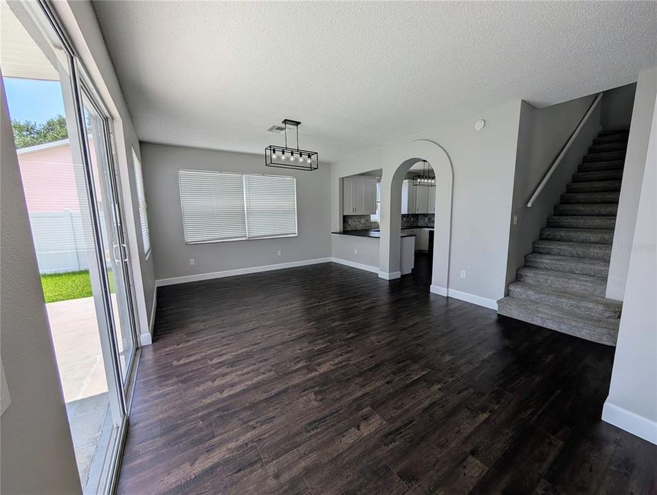 For Sale: $450,000 (3 beds, 2 baths, 1972 Square Feet)